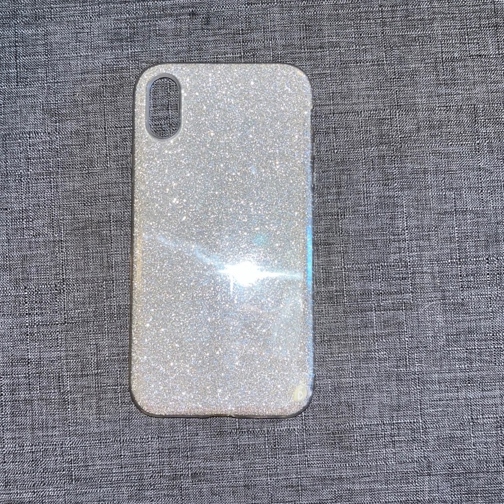 Iphone XR phone case. Used for short amount of time. no defects